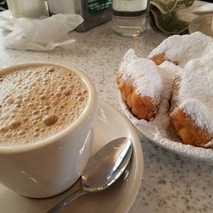 Meet your Posher, Patricia